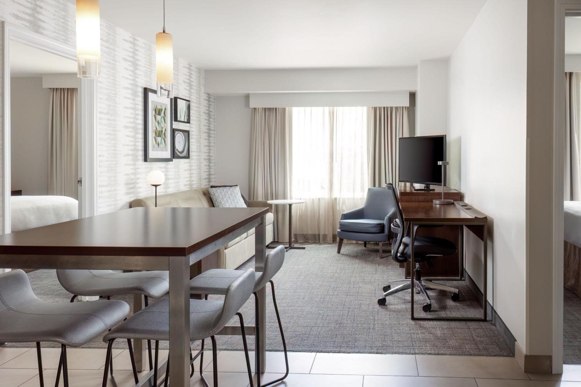 By Marriott Decatur Hotel