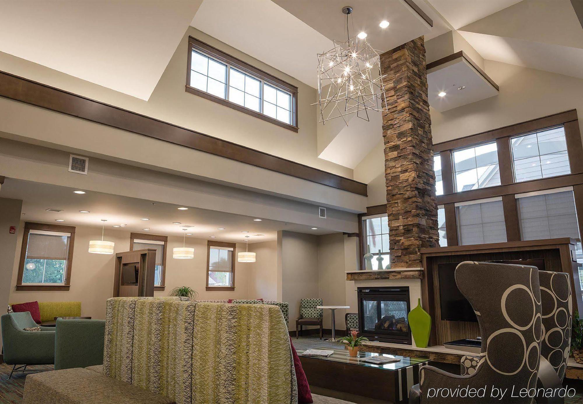 By Marriott Decatur Forsyth