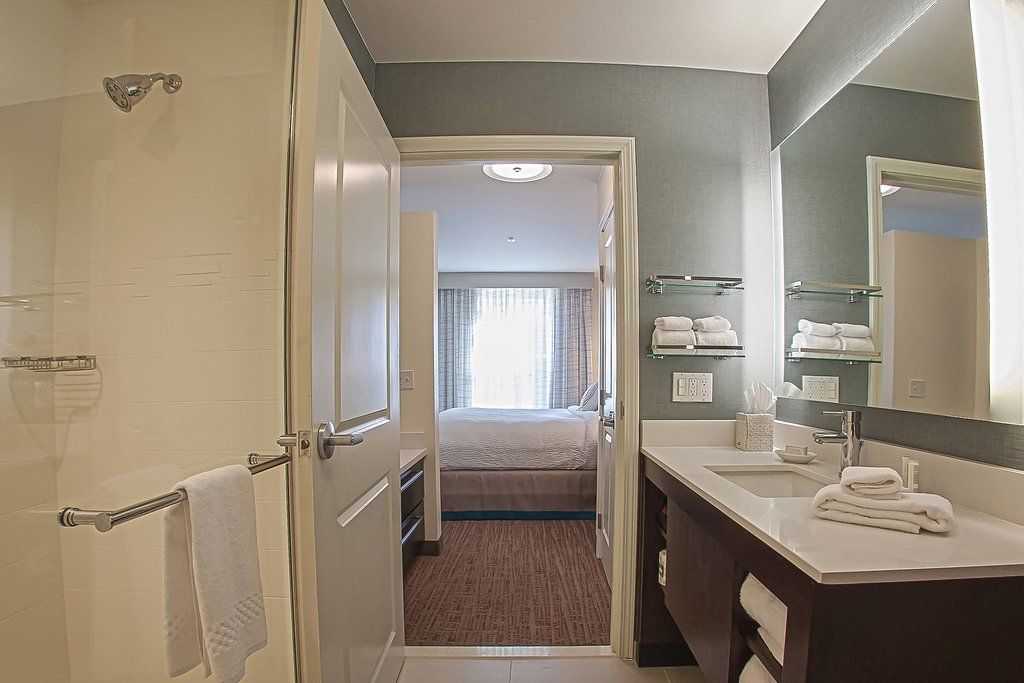 By Marriott Decatur Hotel 3*